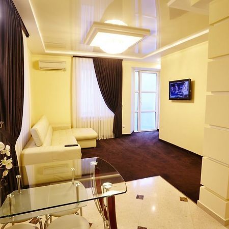 Ultra Central Park Apartments 基希讷乌 外观 照片