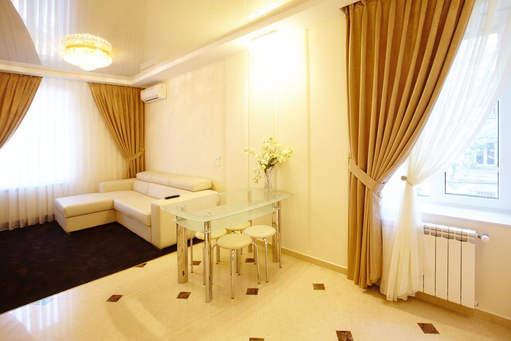 Ultra Central Park Apartments 基希讷乌 外观 照片