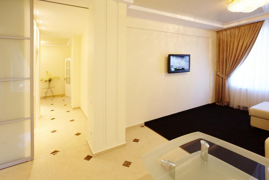 Ultra Central Park Apartments 基希讷乌 外观 照片